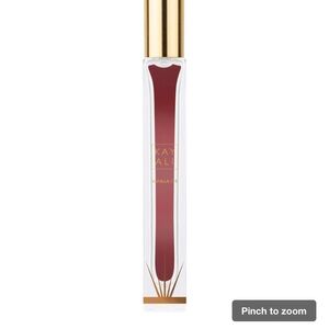 Kayali vanilla 28 travel